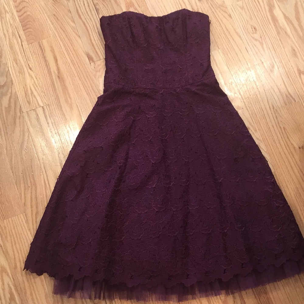 Nicole Miller silk lace dress